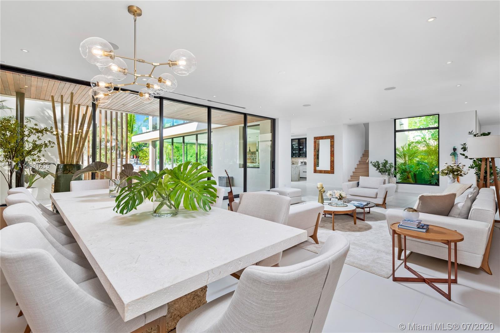 SUNSET ISLANDS-ISLAND NO - Residential