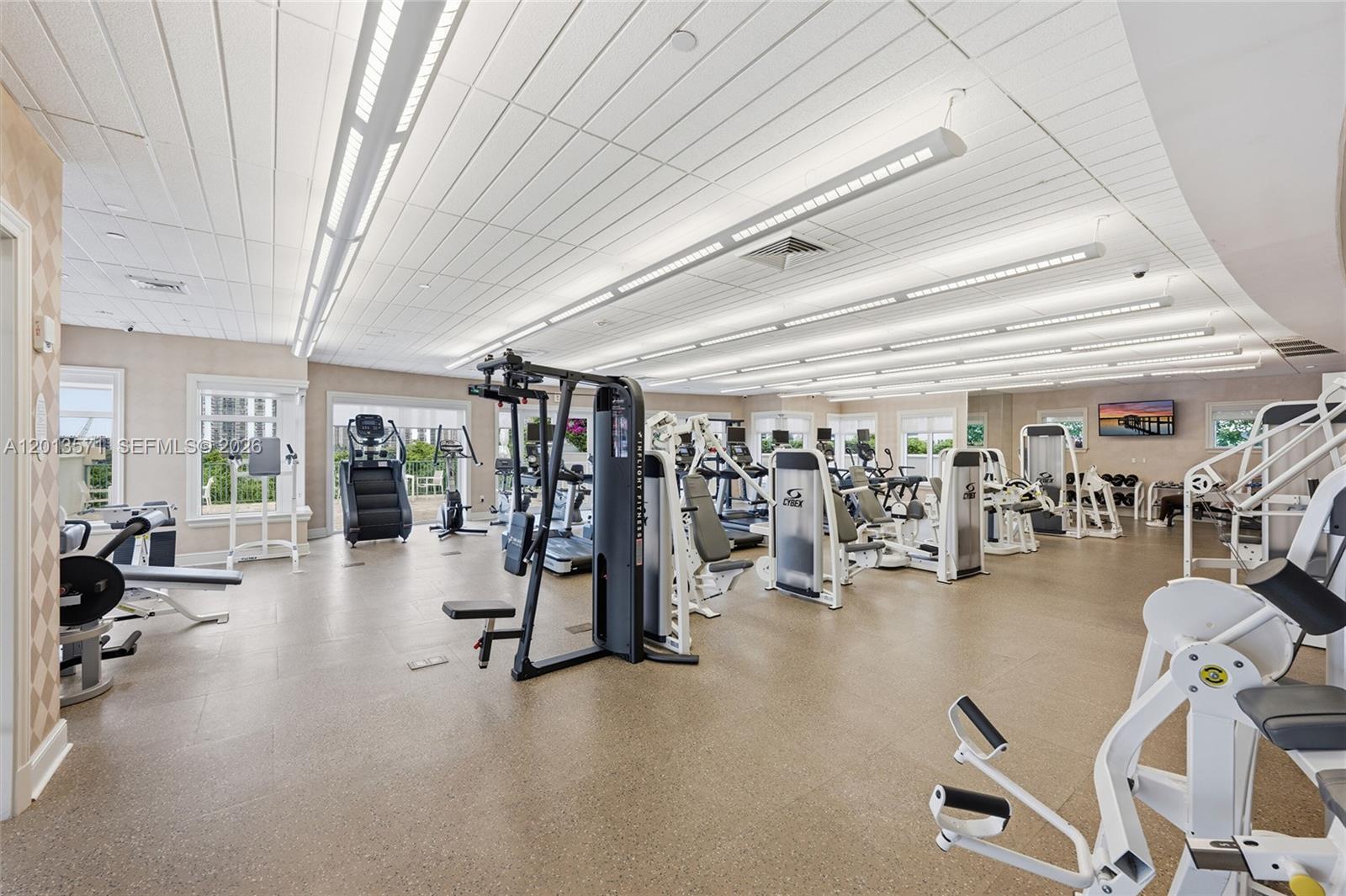 TURNBERRY VILLAGE SO TOWE - Residential