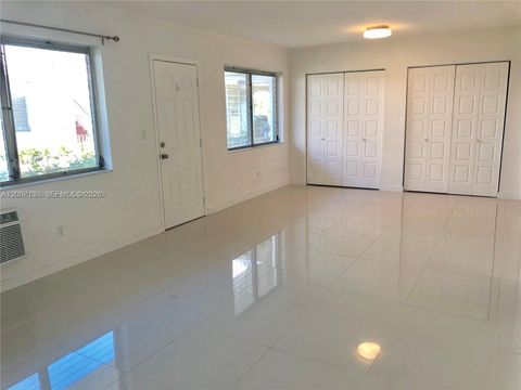 Tiny photo for 2250 Bay Dr #8, Miami Beach, FL 33141 (MLS # A12007136)