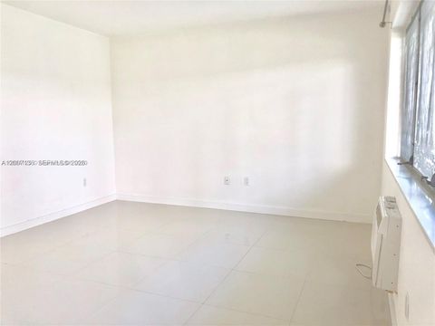 Tiny photo for 2250 Bay Dr #8, Miami Beach, FL 33141 (MLS # A12007136)