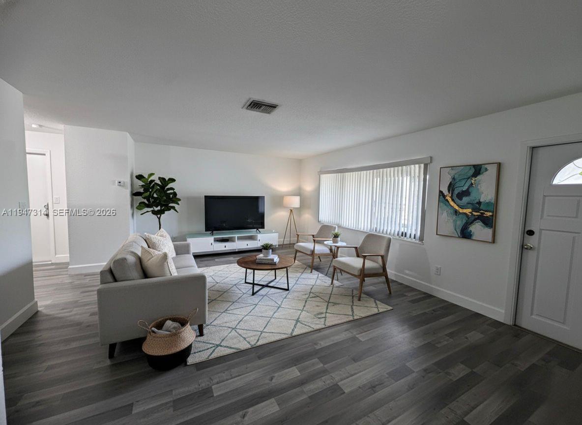 WESTWIND LAKES SEC 1 - Residential