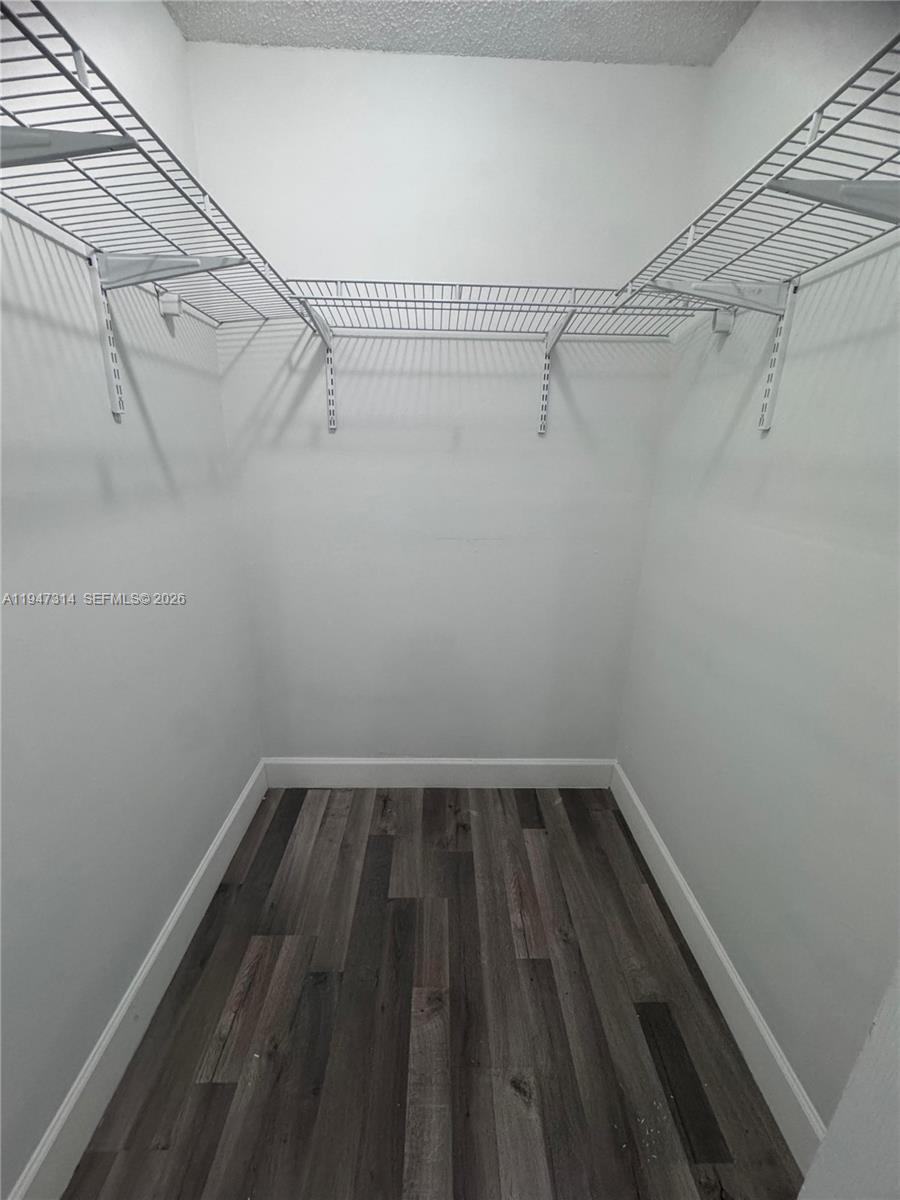 WESTWIND LAKES SEC 1 - Residential