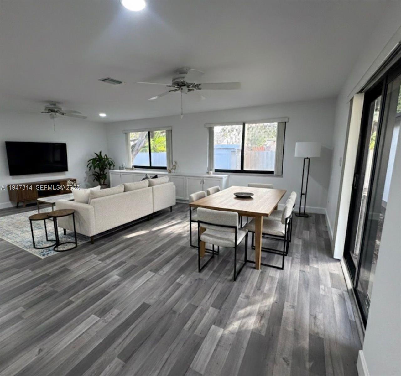 WESTWIND LAKES SEC 1 - Residential