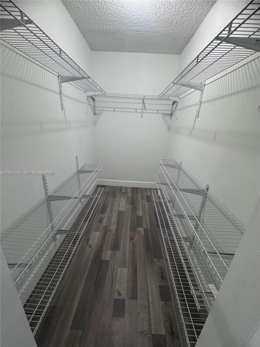 WESTWIND LAKES SEC 1 - Residential