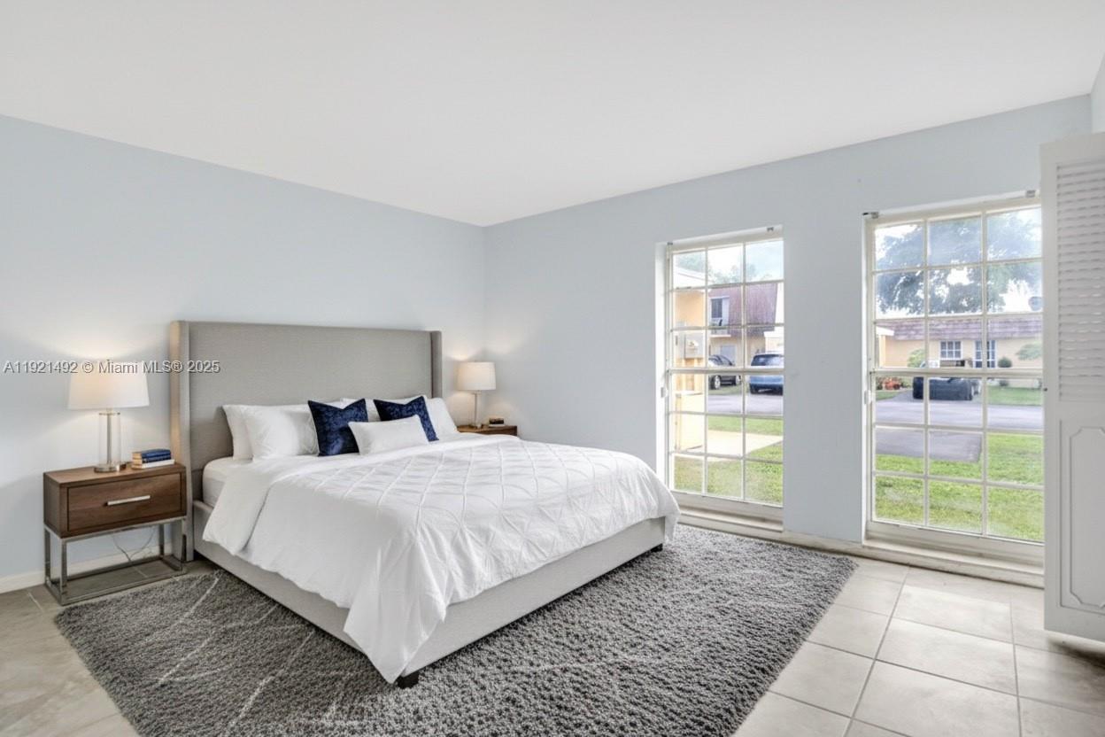 COUNTRY CLUB OF MIAMI FAI - Residential