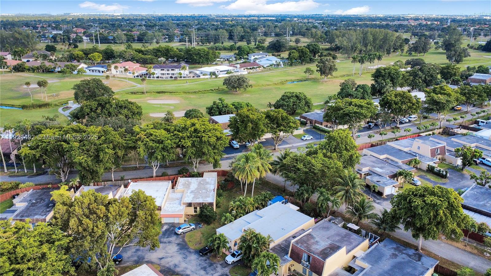 COUNTRY CLUB OF MIAMI FAI - Residential