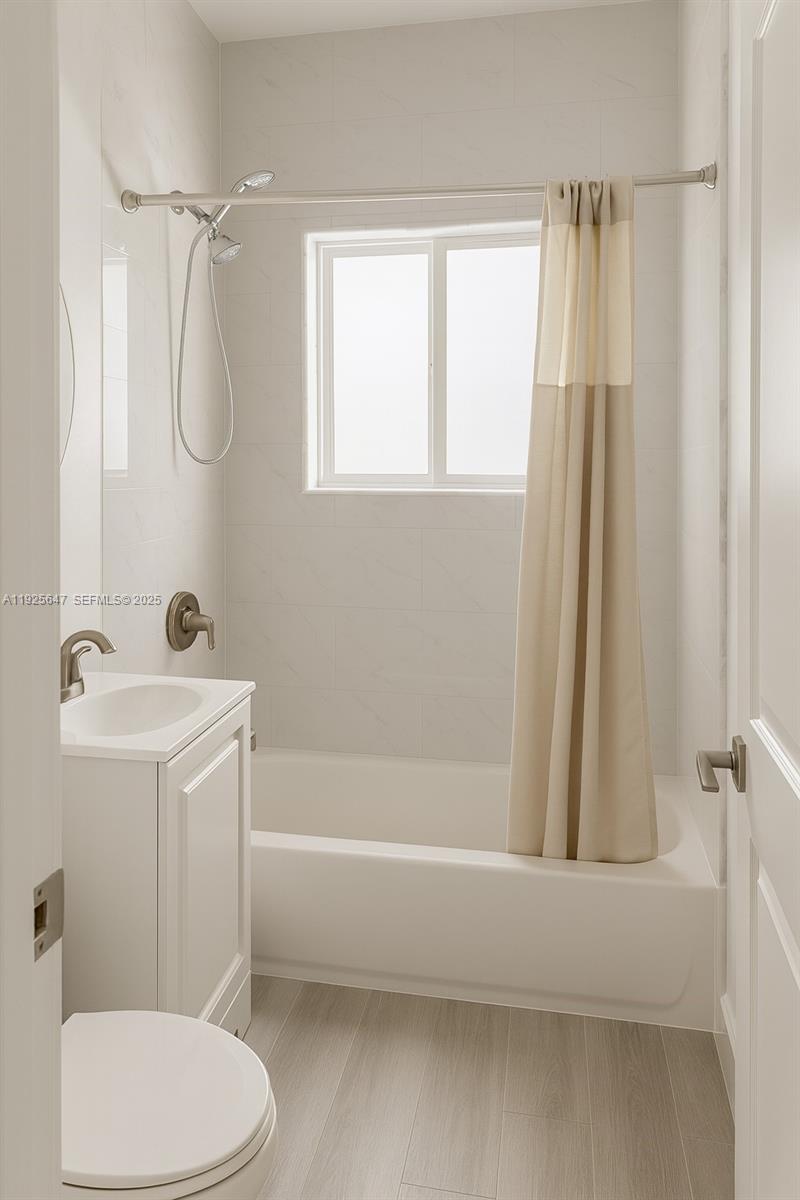 CUTLER RIDGE SEC 3 - Residential Lease