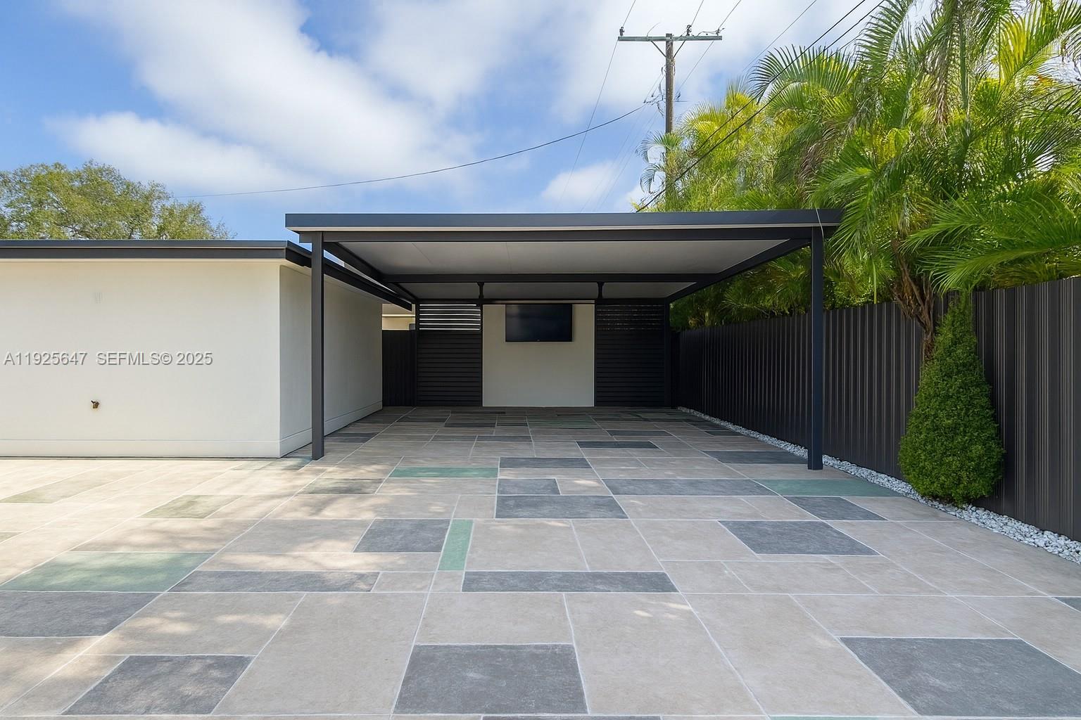 CUTLER RIDGE SEC 3 - Residential Lease