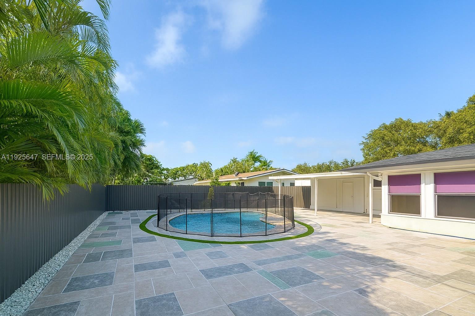 CUTLER RIDGE SEC 3 - Residential Lease