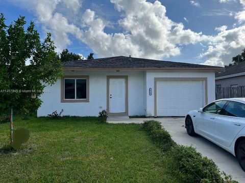 2722 NW 8th St, Fort Lauderdale, FL 33311 - MLS#: A11497243