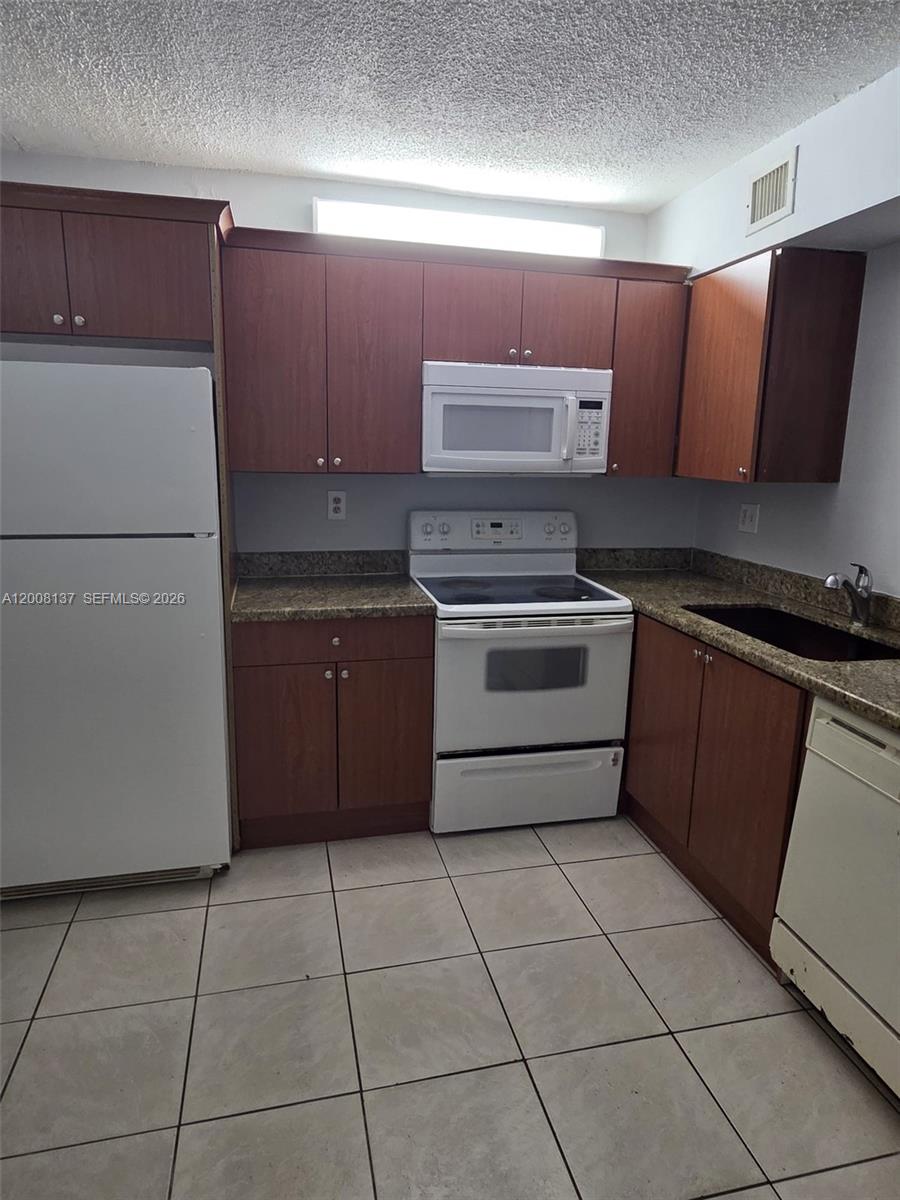 11441 NW 42nd St 11441