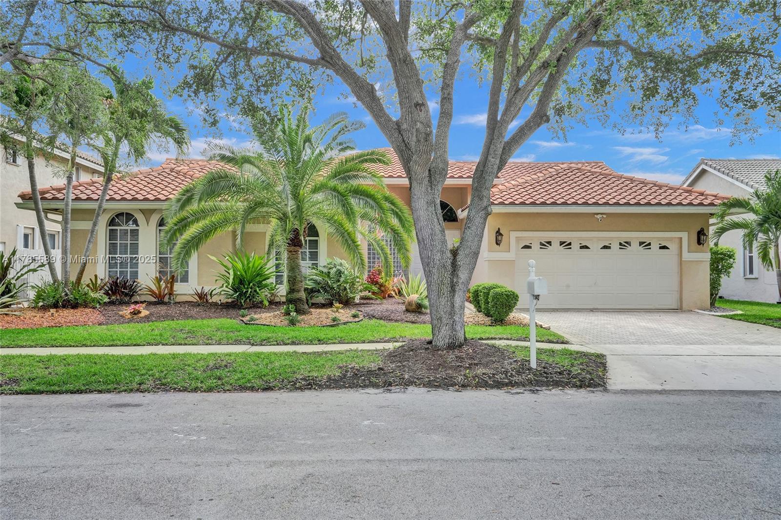 SILVER LAKES AT PEMBROKE - Residential