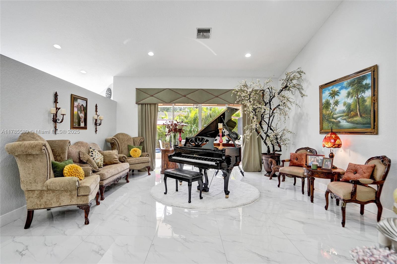 SILVER LAKES AT PEMBROKE - Residential