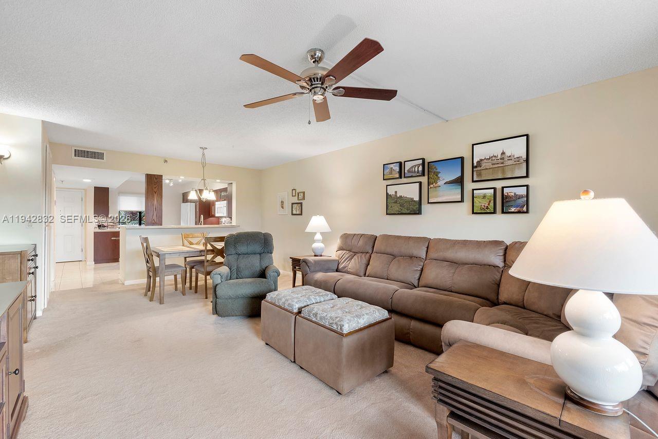 CYPRESS BEND CONDOMINIUM - Residential