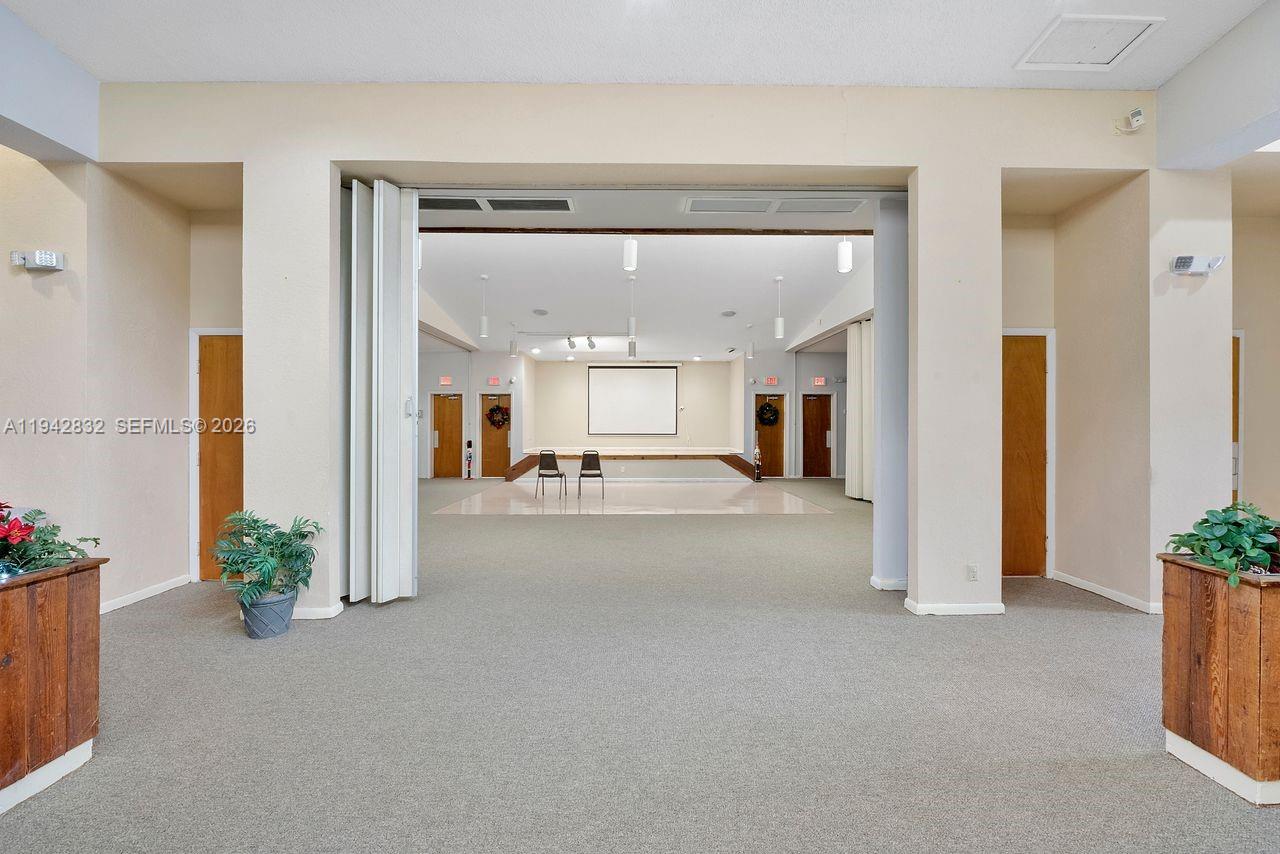 CYPRESS BEND CONDOMINIUM - Residential