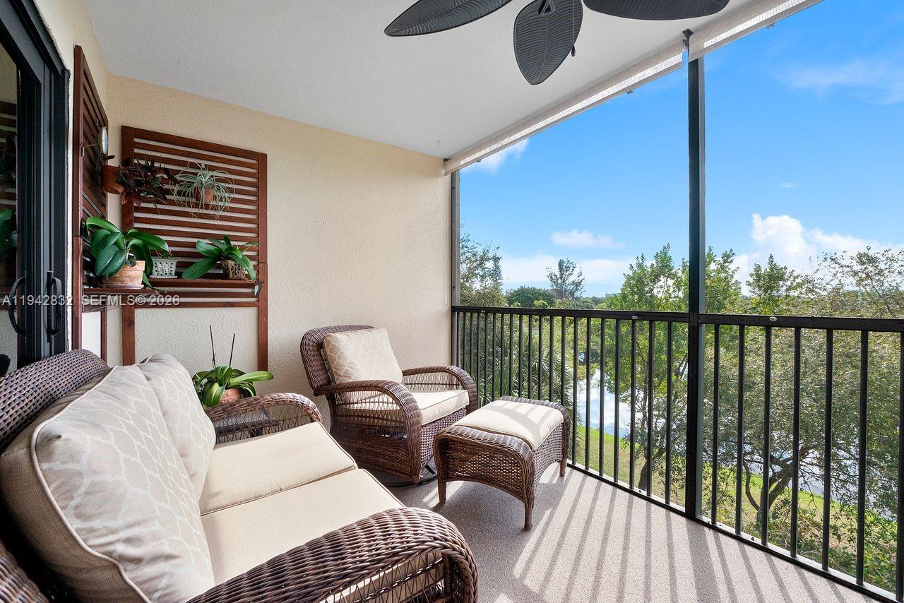 CYPRESS BEND CONDOMINIUM - Residential