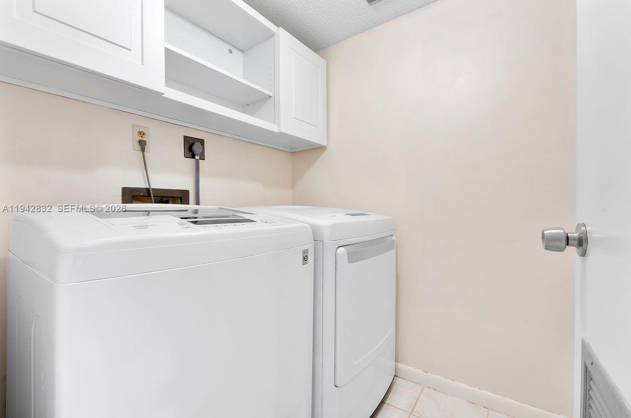 CYPRESS BEND CONDOMINIUM - Residential