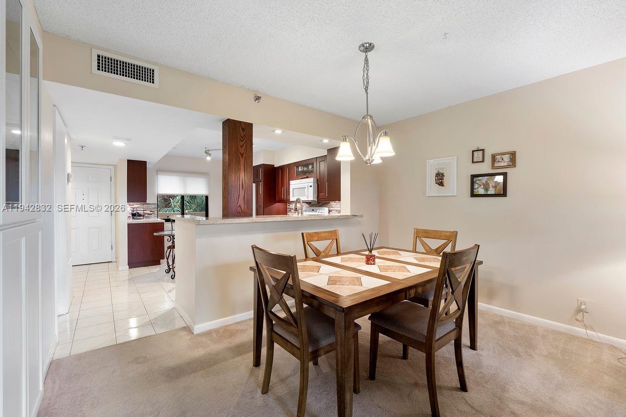 2200 S Cypress Bend Dr 406