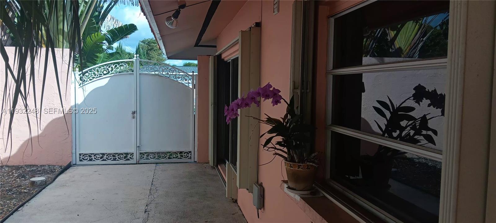 HEFTLER HOMES SUNSET PARK - Residential