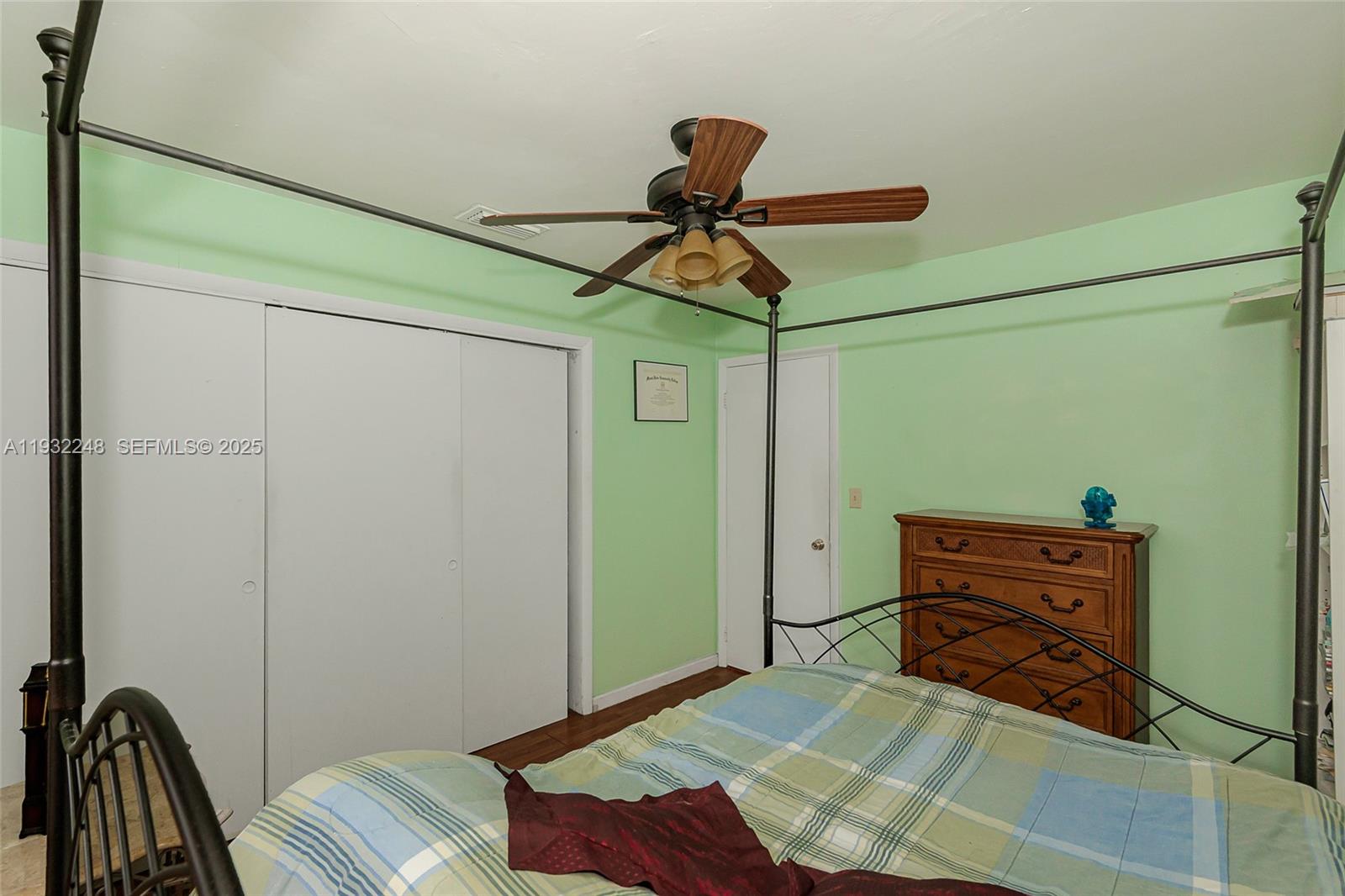 HEFTLER HOMES SUNSET PARK - Residential