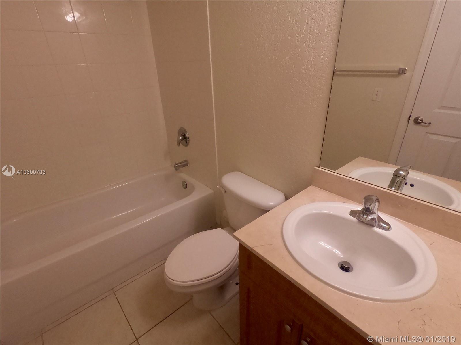 THE OAKS IN NORTH MIAMI - Residential Lease