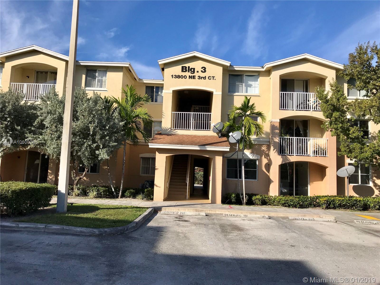 THE OAKS IN NORTH MIAMI - Residential Lease