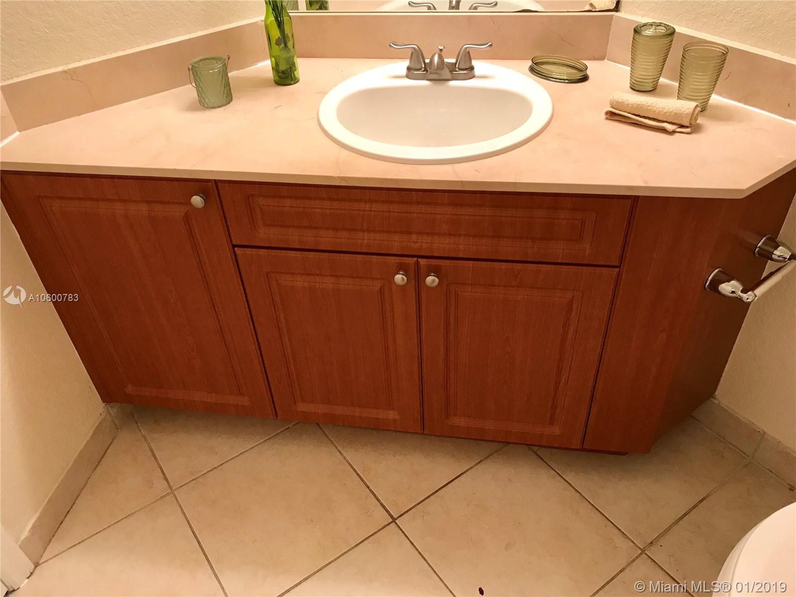 THE OAKS IN NORTH MIAMI - Residential Lease