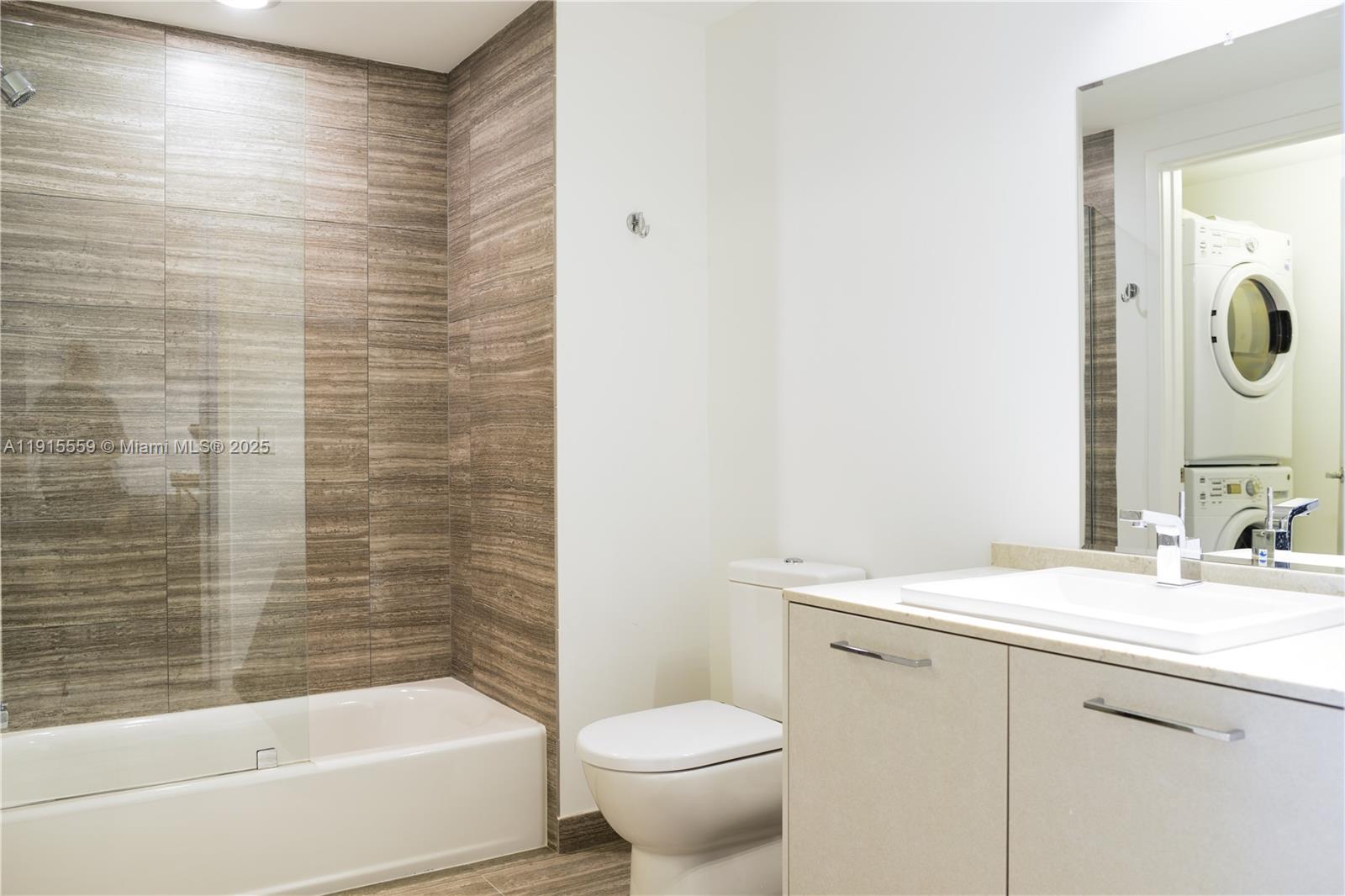 1010 BRICKELL CONDO - Residential