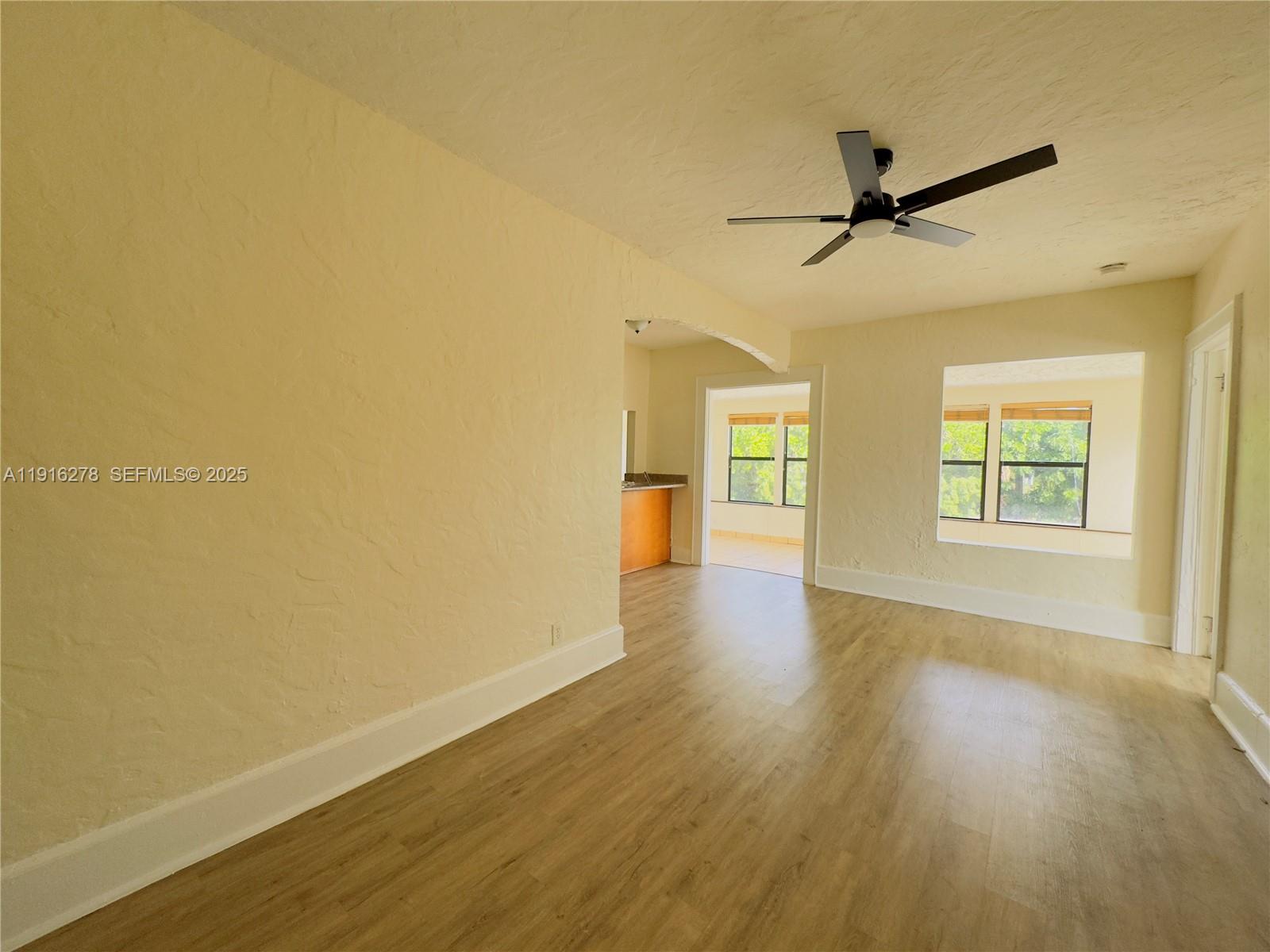 LAUDERDALE - Residential Lease