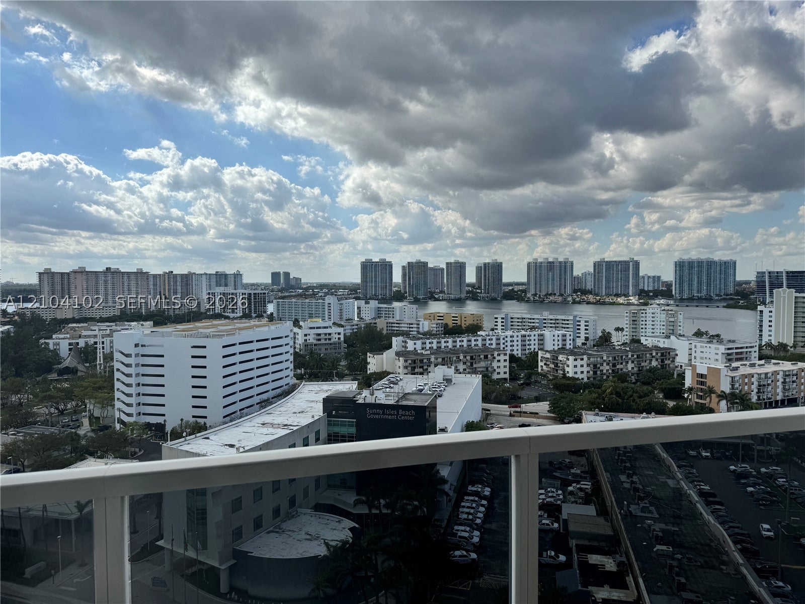 18001 Collins Ave 1216