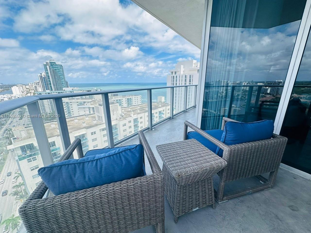 4111 S Ocean Dr 2012