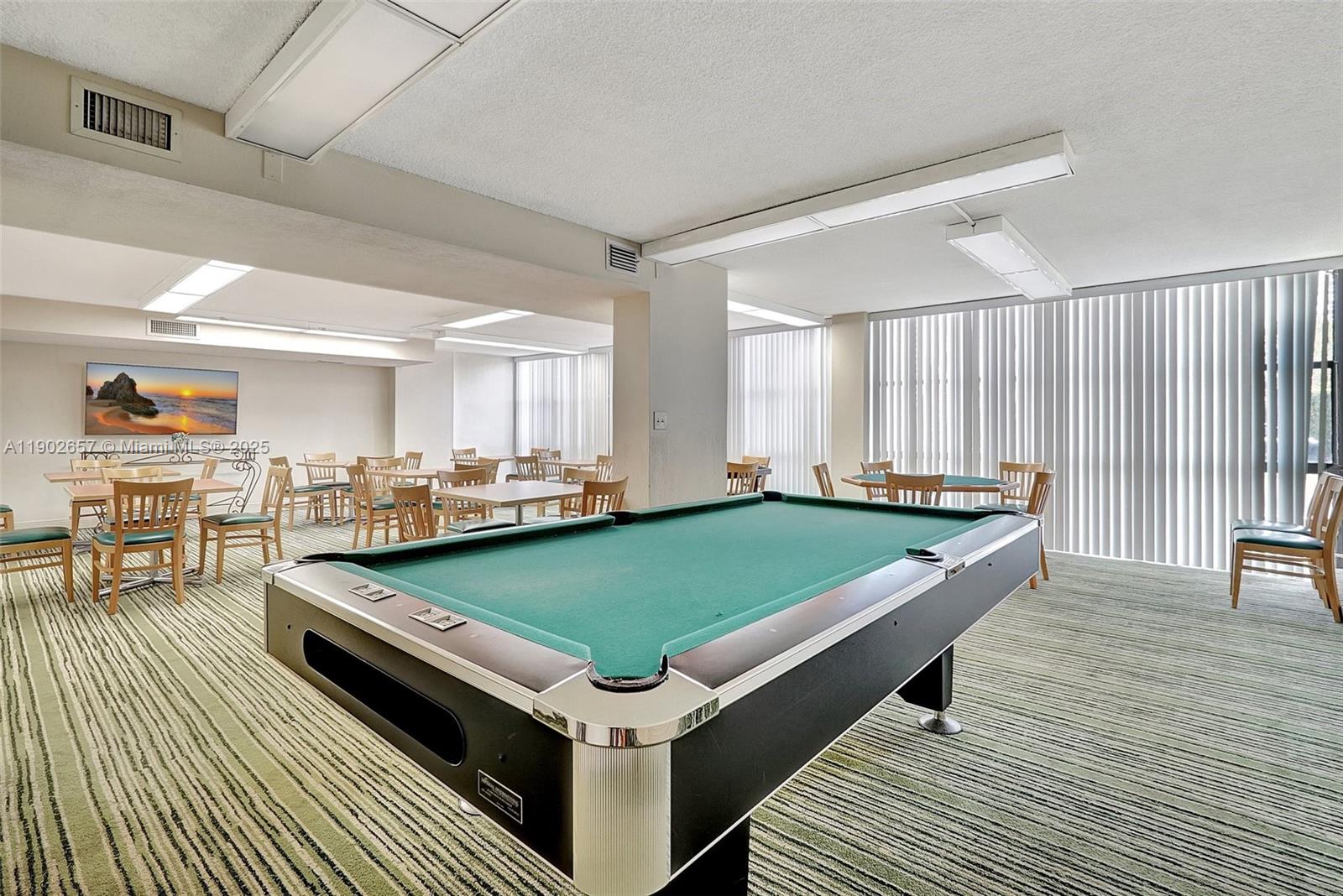 OCEANVIEW PARK CONDO - Residential Lease