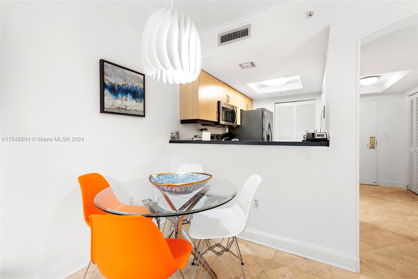 THE MUTINY CONDO - Residential