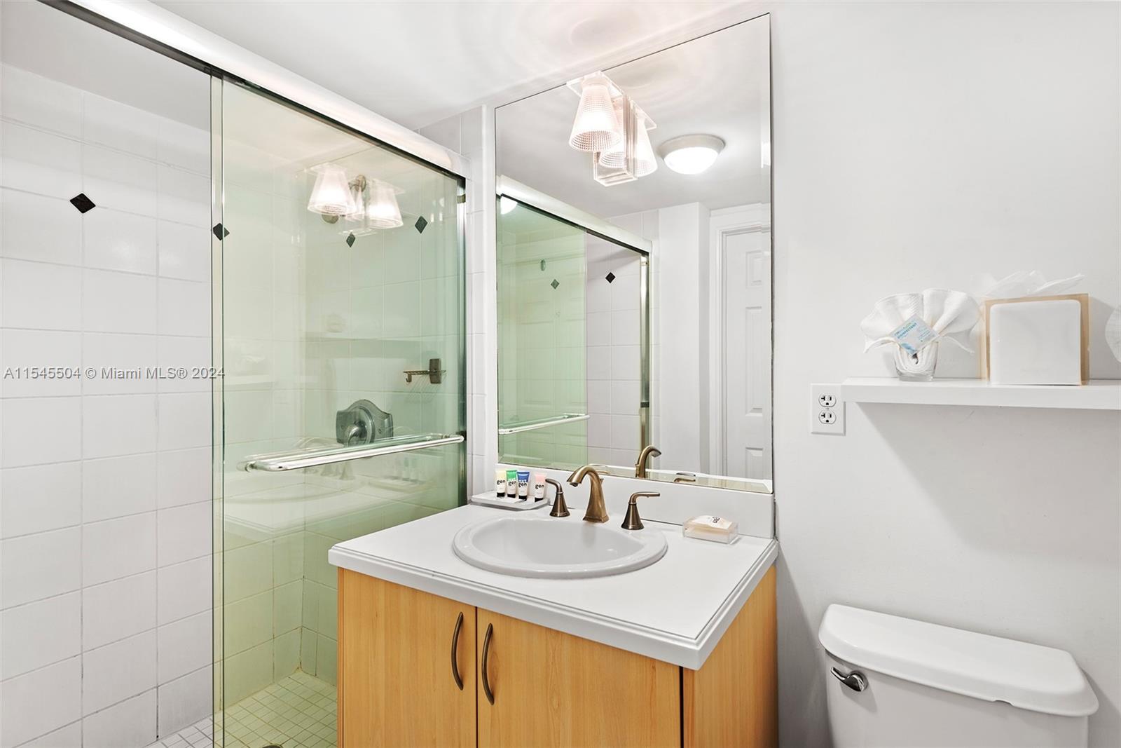 THE MUTINY CONDO - Residential