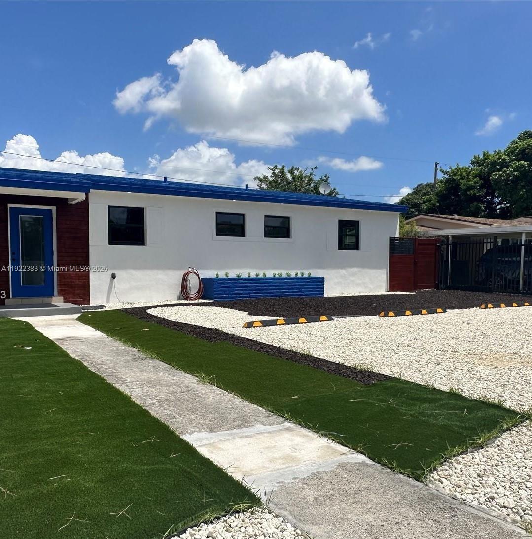 FLEETWOOD GARDENS SEC 1 - Residential Lease