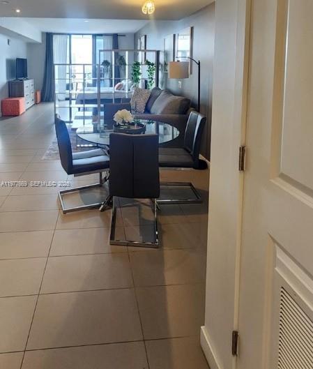 CANVAS CONDO - Residential Lease