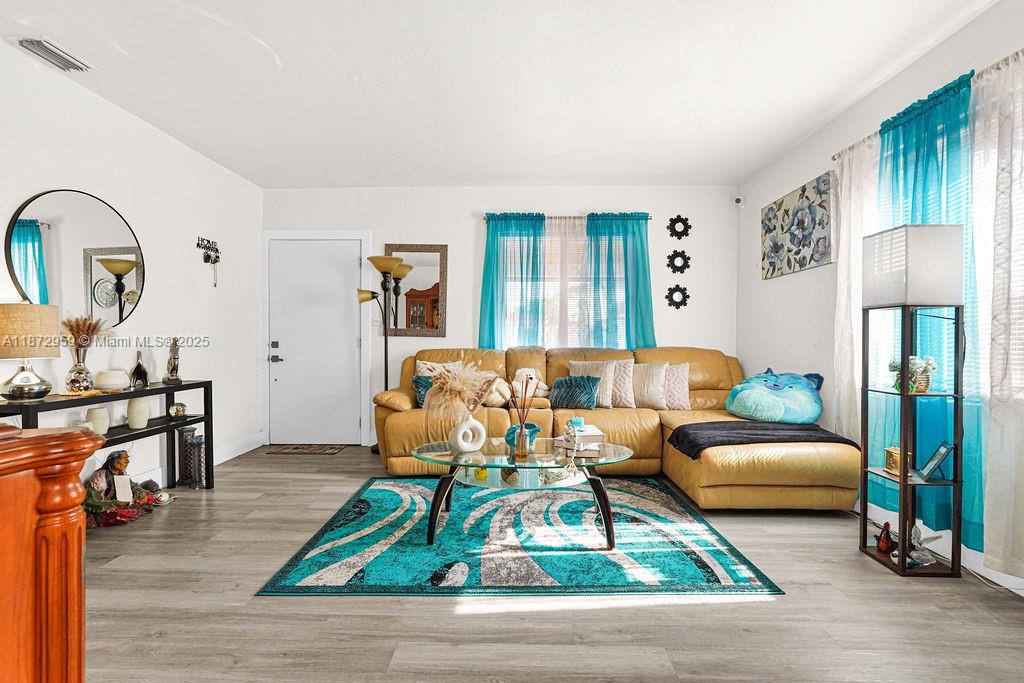 FAIRLAWN - Residential Income