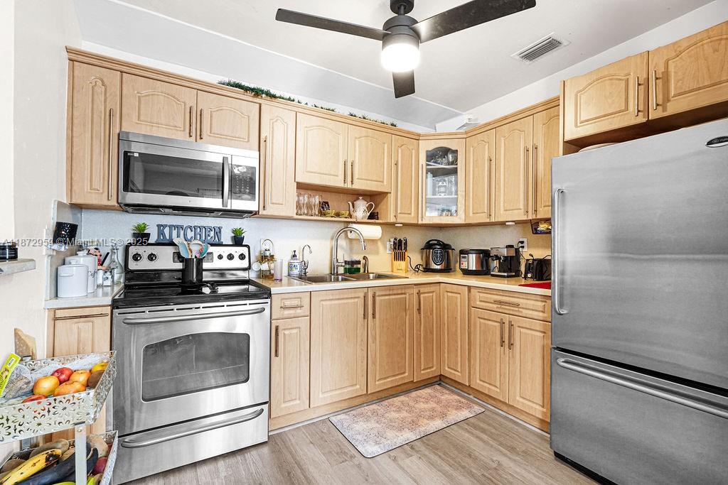 FAIRLAWN - Residential Income