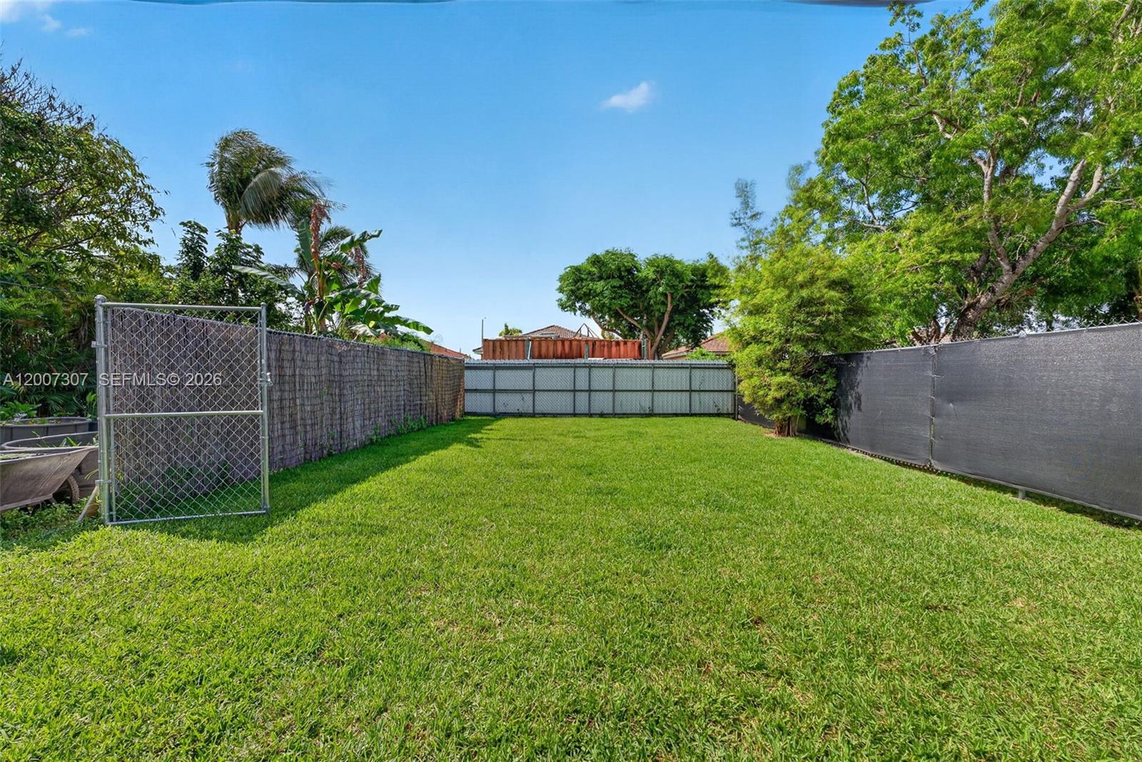 FLAMINGO PARK - Residential