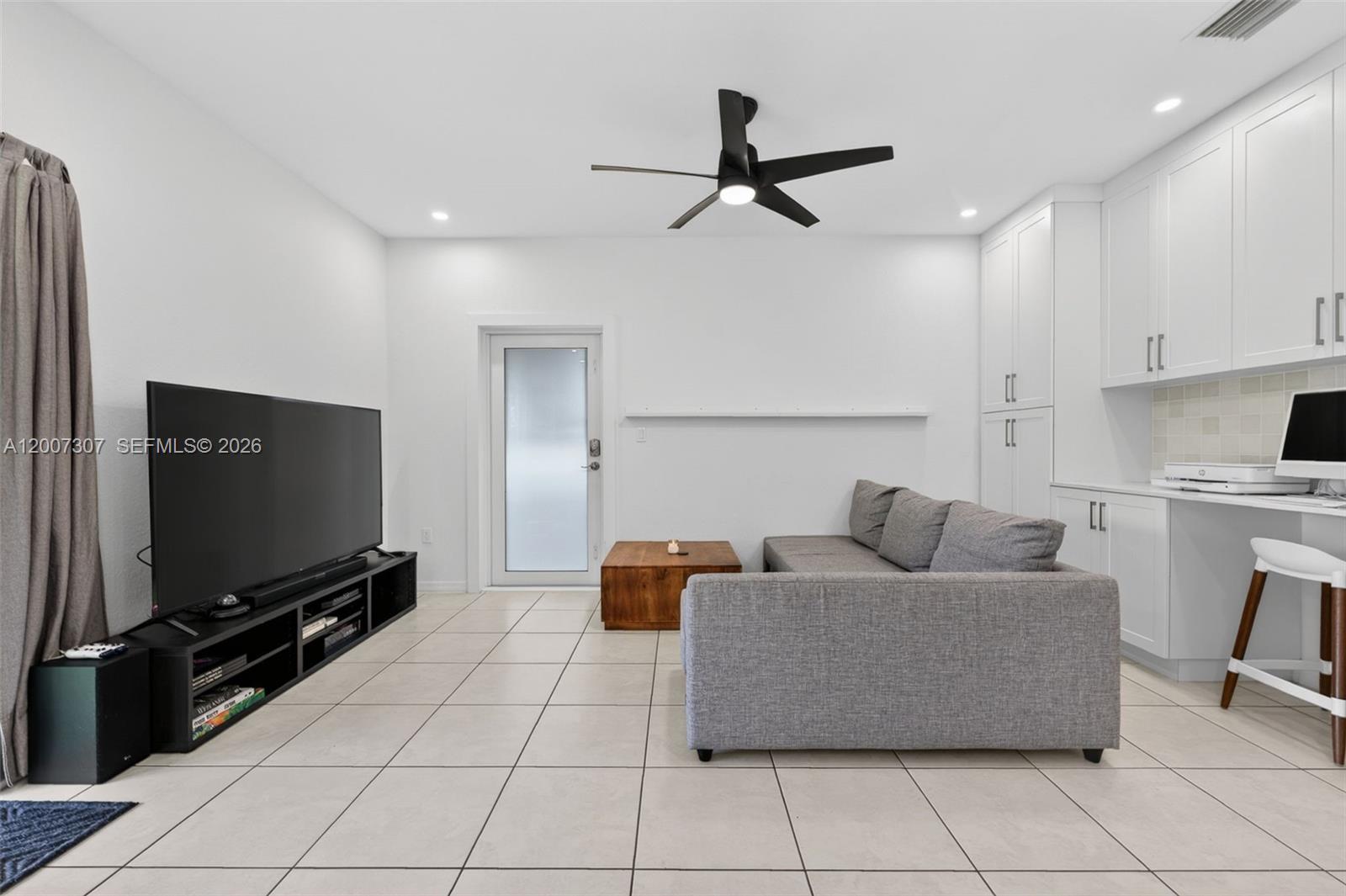 FLAMINGO PARK - Residential