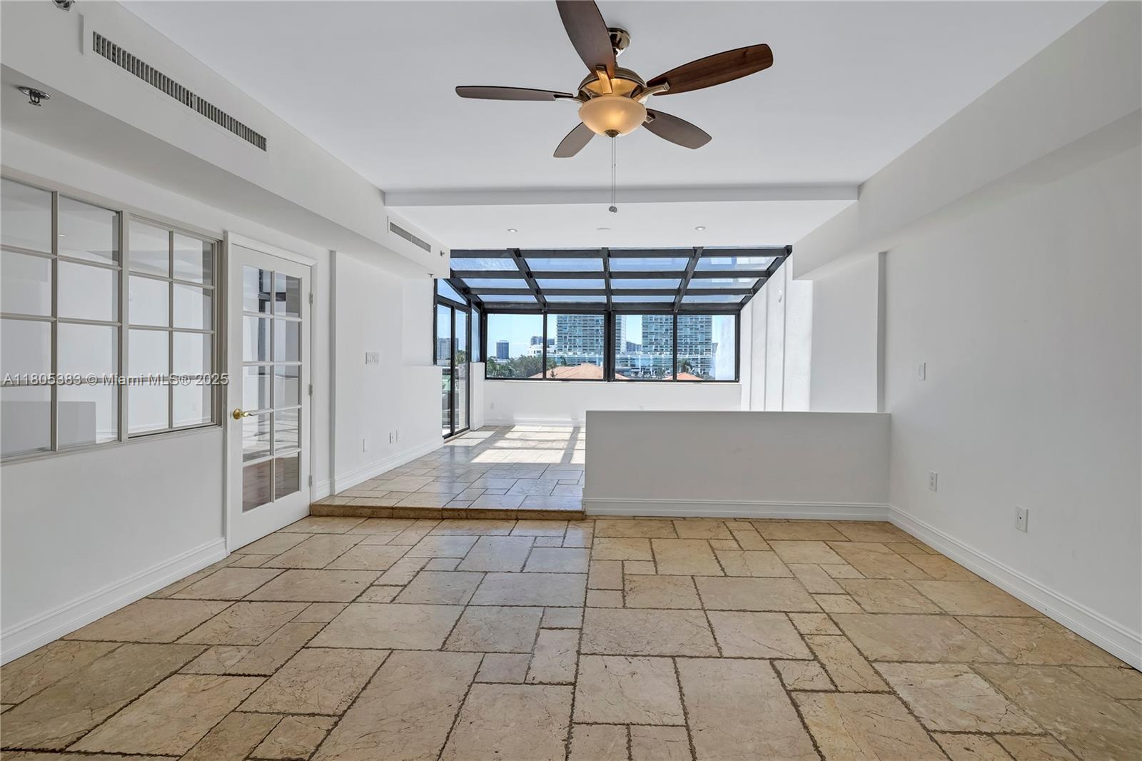 POINCIANA IS YT & RCQ CLU - Residential