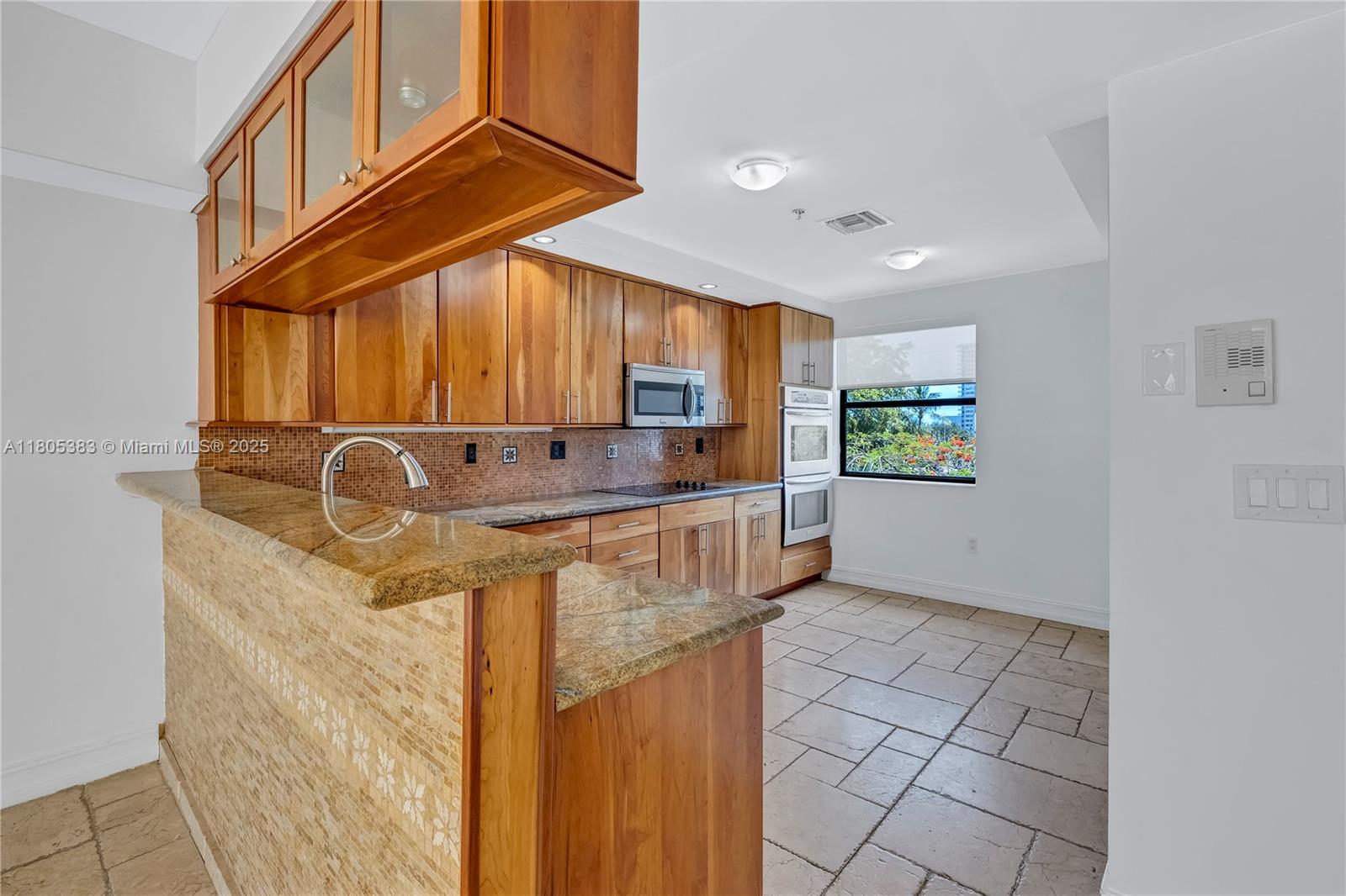 POINCIANA IS YT & RCQ CLU - Residential