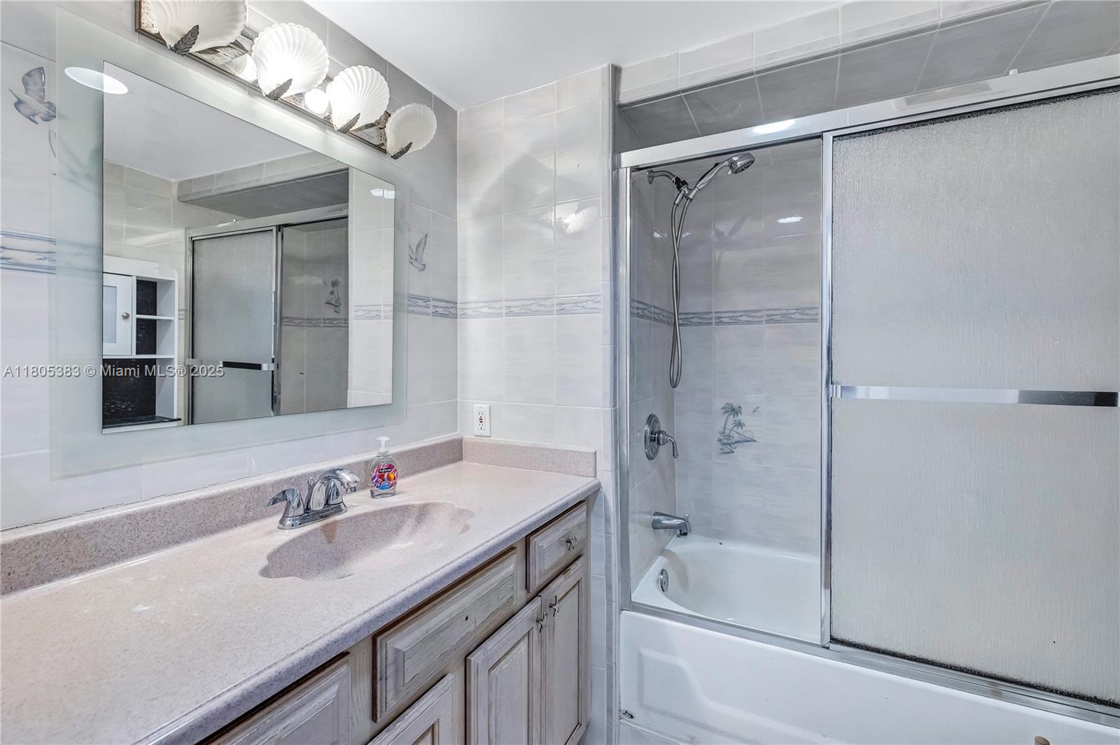 POINCIANA IS YT & RCQ CLU - Residential