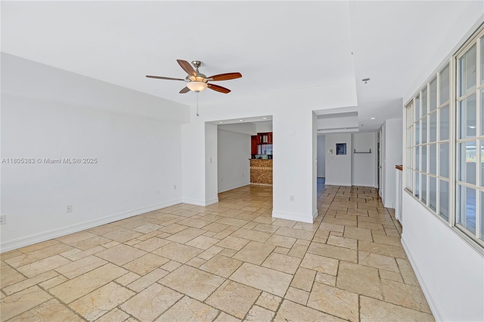POINCIANA IS YT & RCQ CLU - Residential