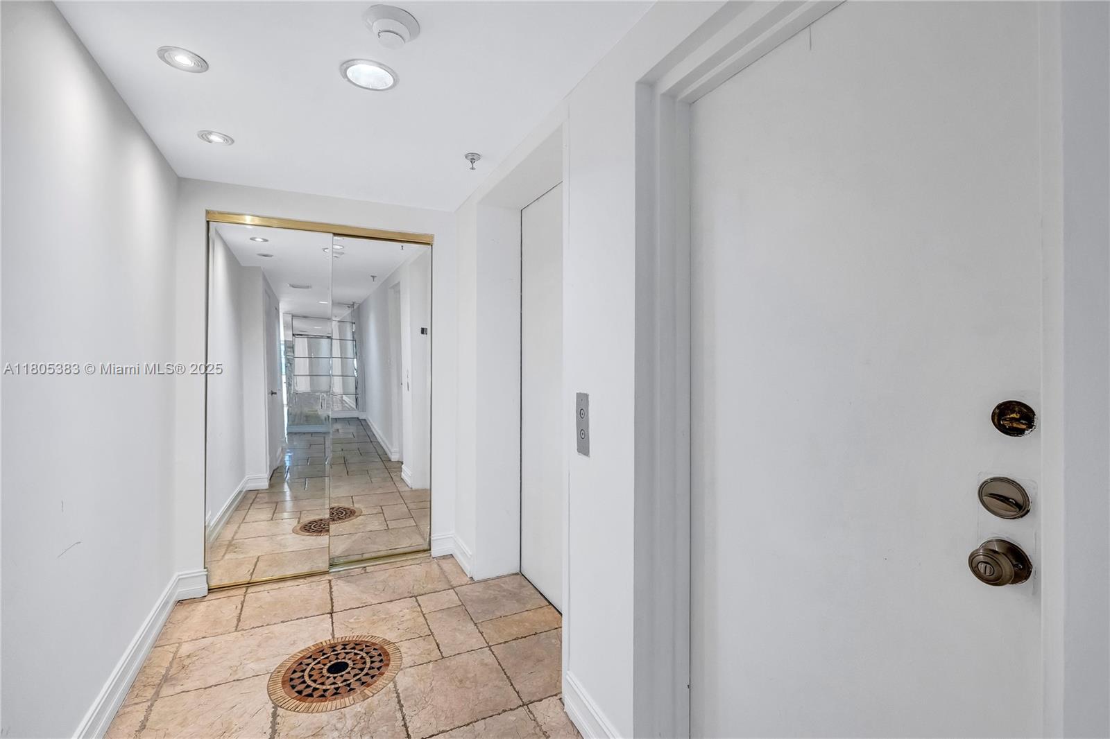 POINCIANA IS YT & RCQ CLU - Residential