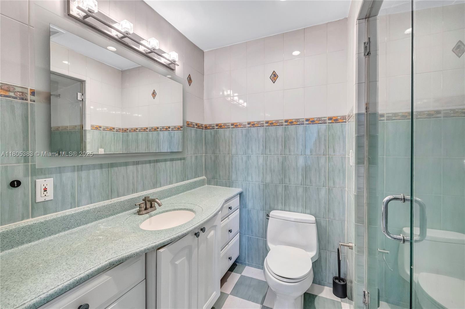 POINCIANA IS YT & RCQ CLU - Residential