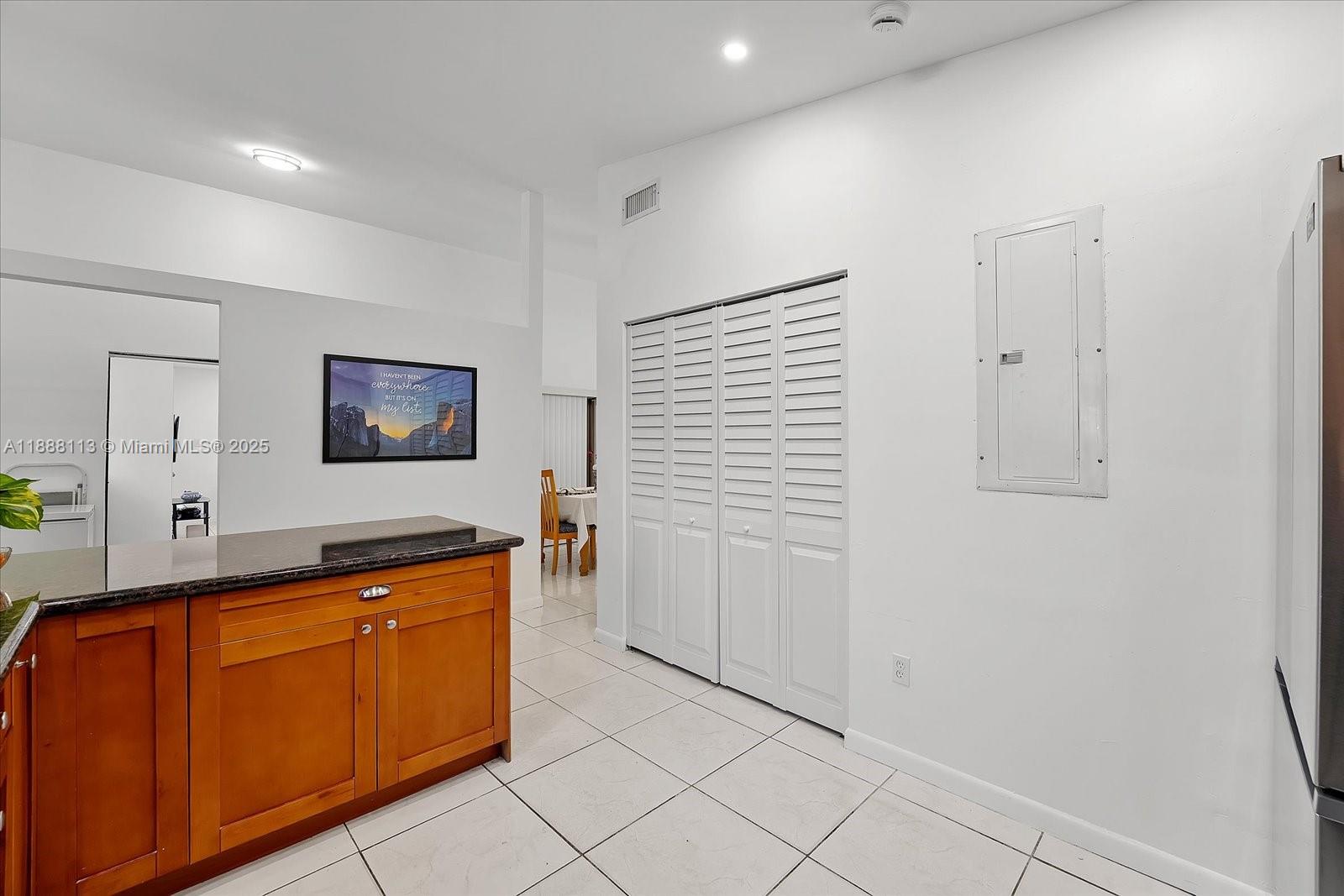 COUNTRY STAR SEC 1 - Residential