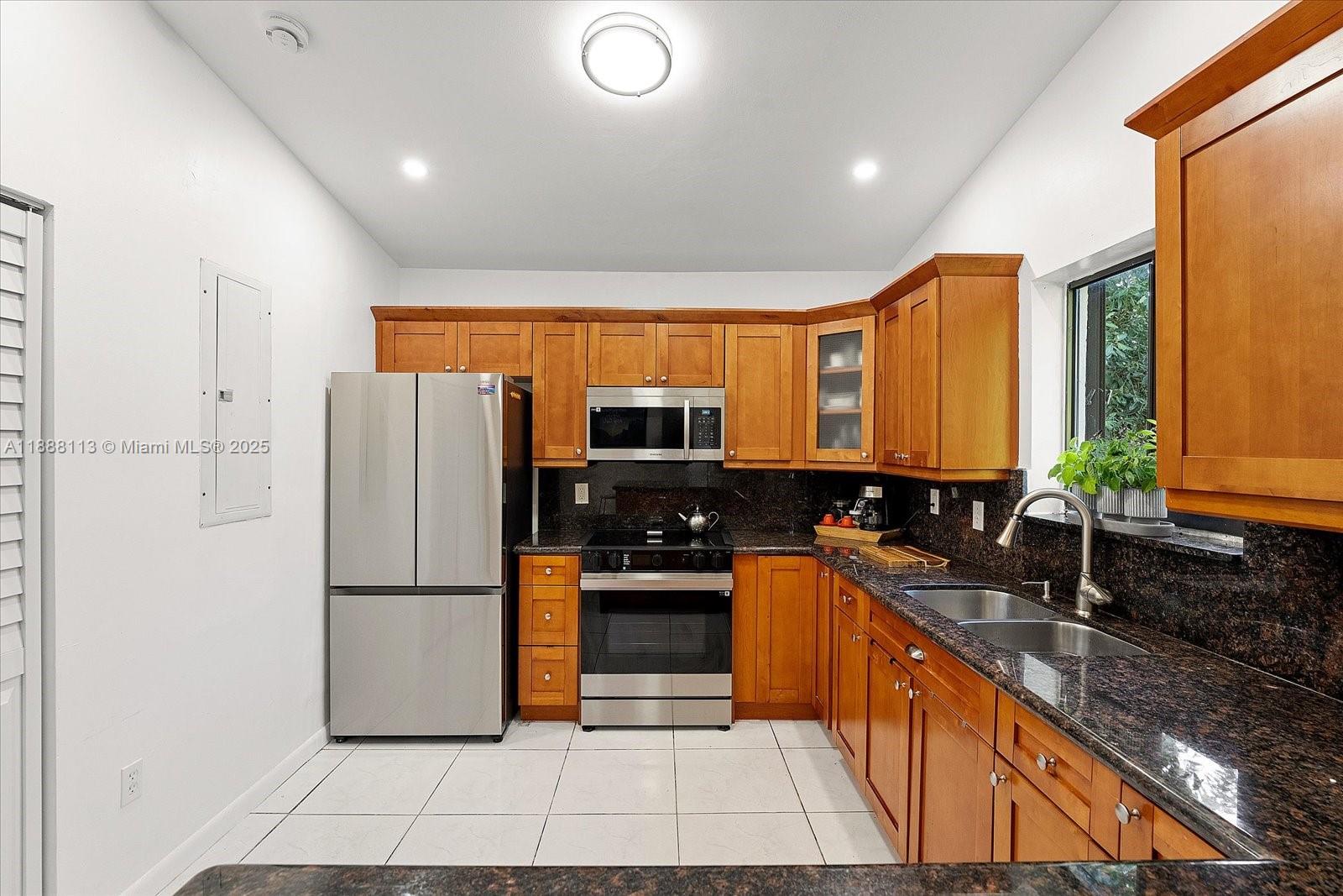 COUNTRY STAR SEC 1 - Residential