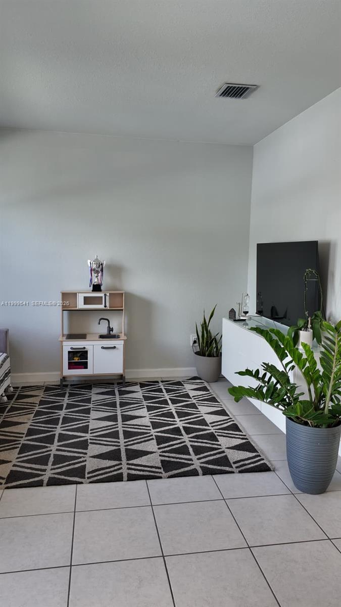 11862 SW 246th Ln, Homestead, FL, 33032/$409,000 3 11862 SW 246th Ln