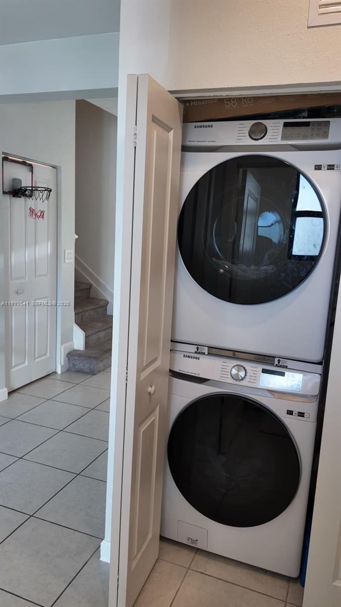 SILVER PALM RESIDENTIAL H - Residential